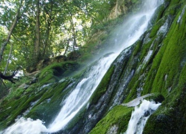 Cascada en los Picos de Europa